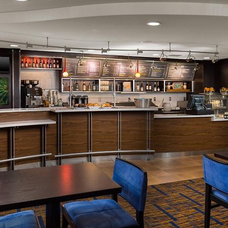 Готель Courtyard By Marriott Ontario Ранчо-Кукамонга Екстер'єр фото