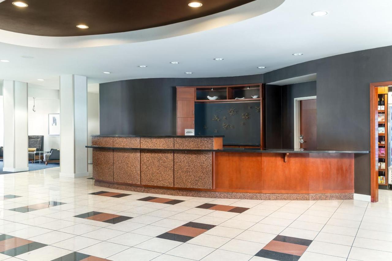 Готель Courtyard By Marriott Ontario Ранчо-Кукамонга Екстер'єр фото