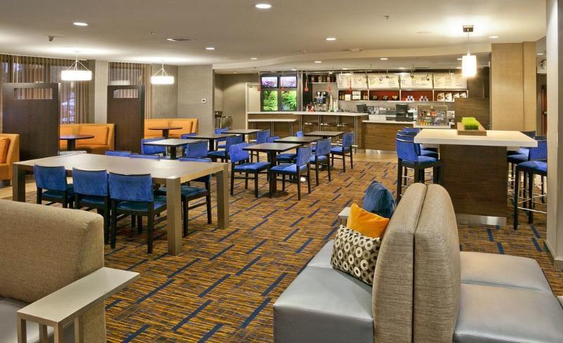 Готель Courtyard By Marriott Ontario Ранчо-Кукамонга Екстер'єр фото