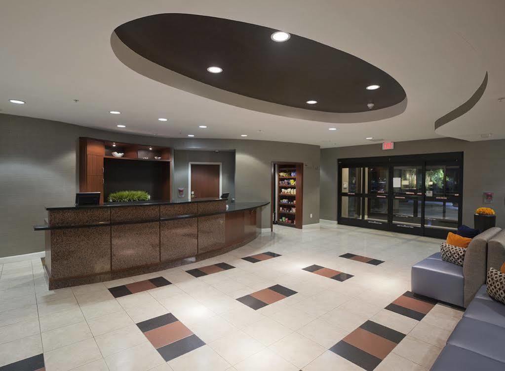 Готель Courtyard By Marriott Ontario Ранчо-Кукамонга Екстер'єр фото